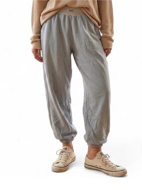 Oversized Cozy Minimalist Blue Sweatpants “Bo + Tee” Brand